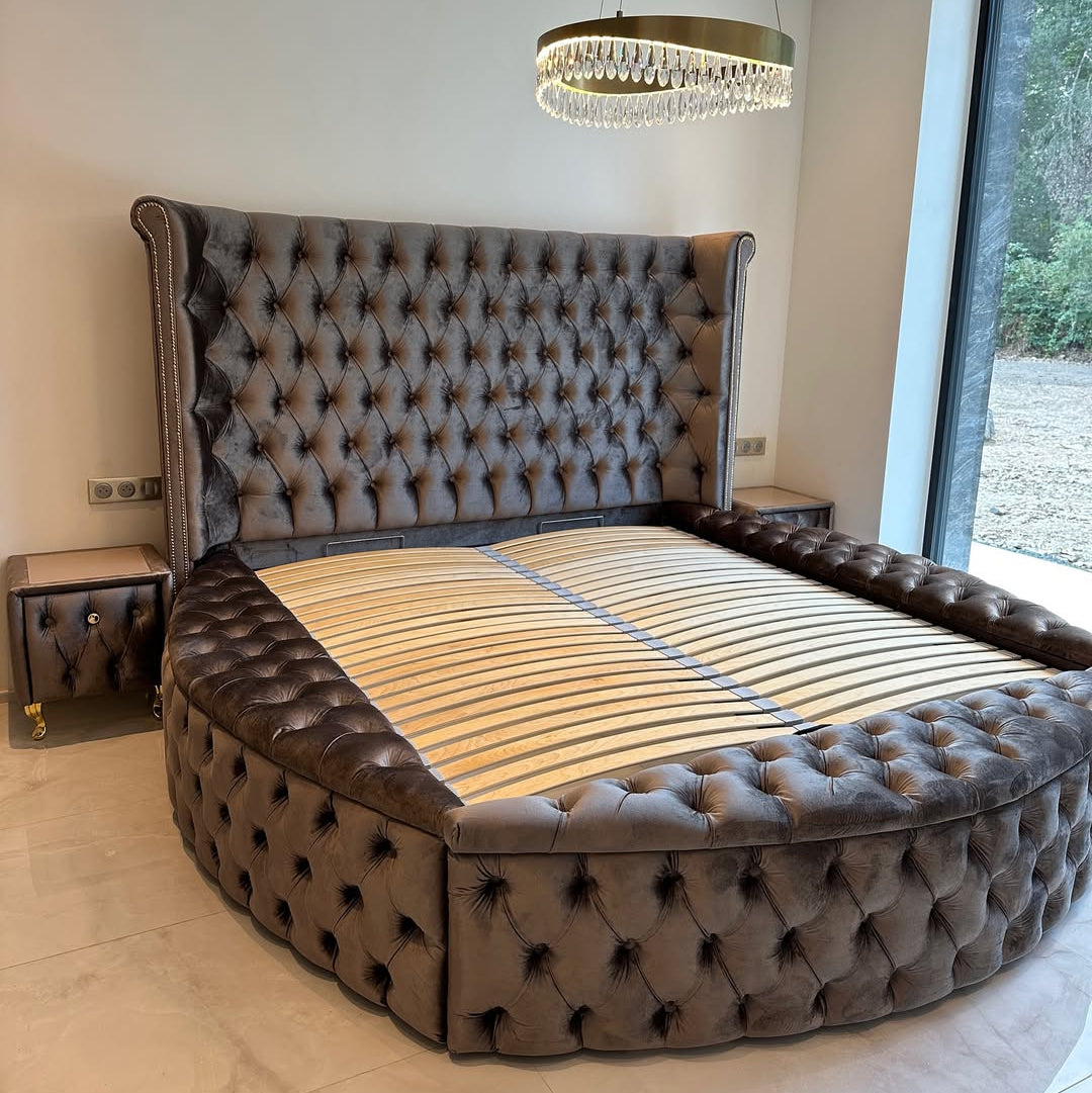 Postel Moon Golden